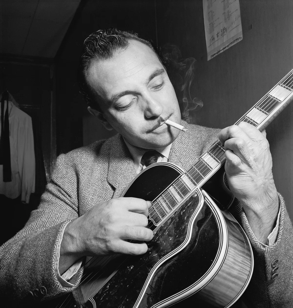 Django Reinhardt: The Right-Hand Attack Behind Gypsy Jazz