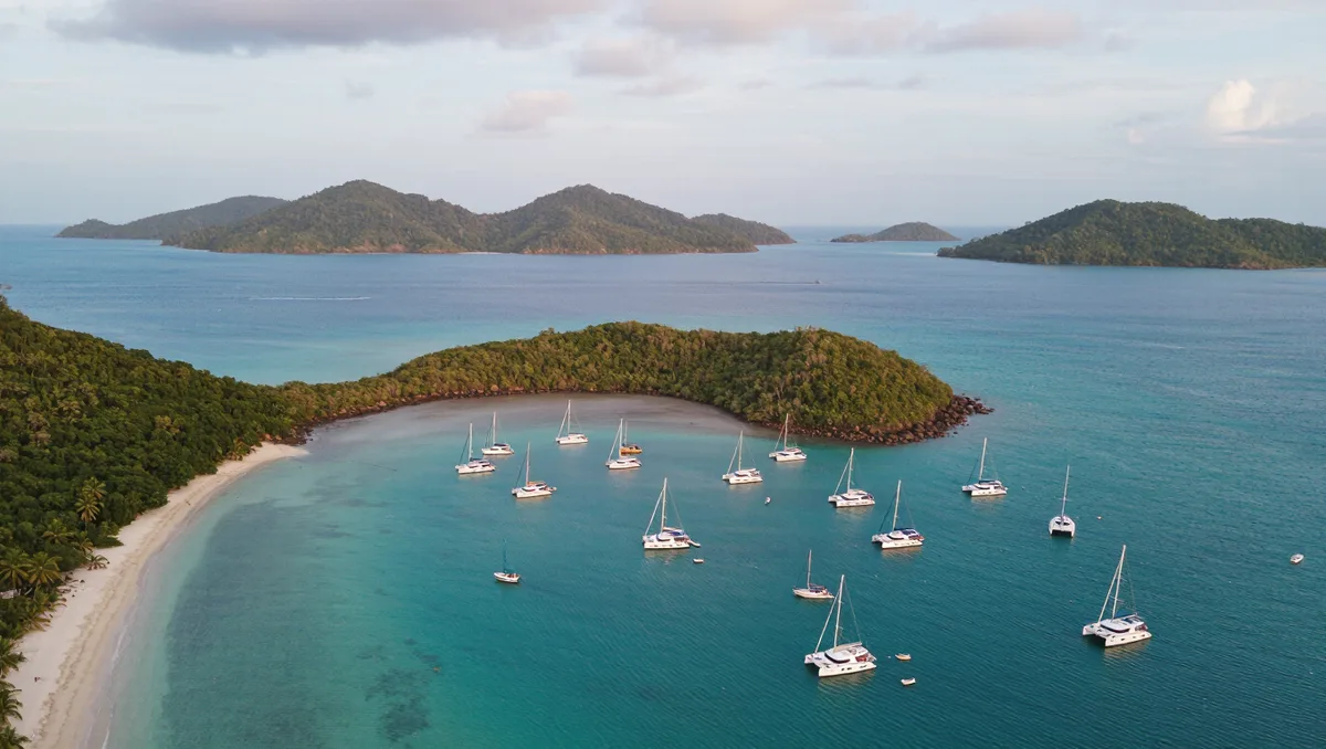 Sailing the Whitsundays: anchorages worth the detour