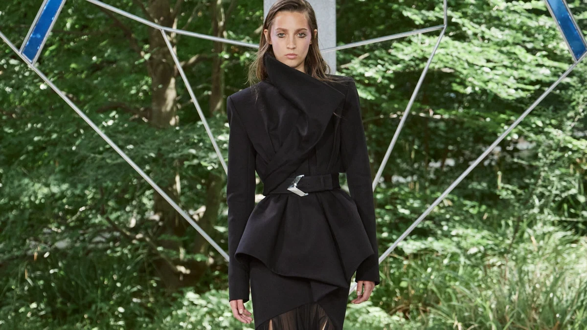 ArdAzAei Haute Couture FW25/26: A Dream Beneath the Waves