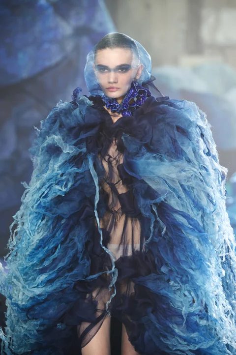 Show Yuima Nakazato. Haute Couture FW 22-23.