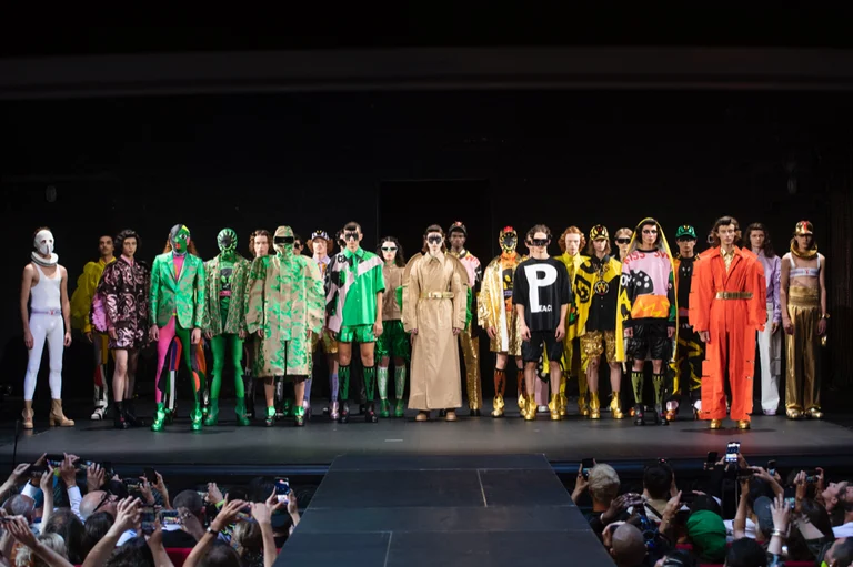 WALTER VAN BEIRENDONCK SS23. Paris Fashion Week