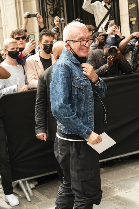 JEAN PAUL GAULTIER. F/W 2021/22 Haute Couture Show. Streetstyle.