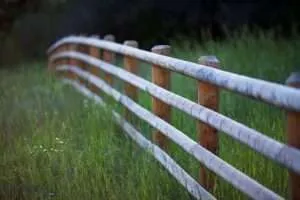 DSC_0878 Fence boundary of a Montana ranch for sale