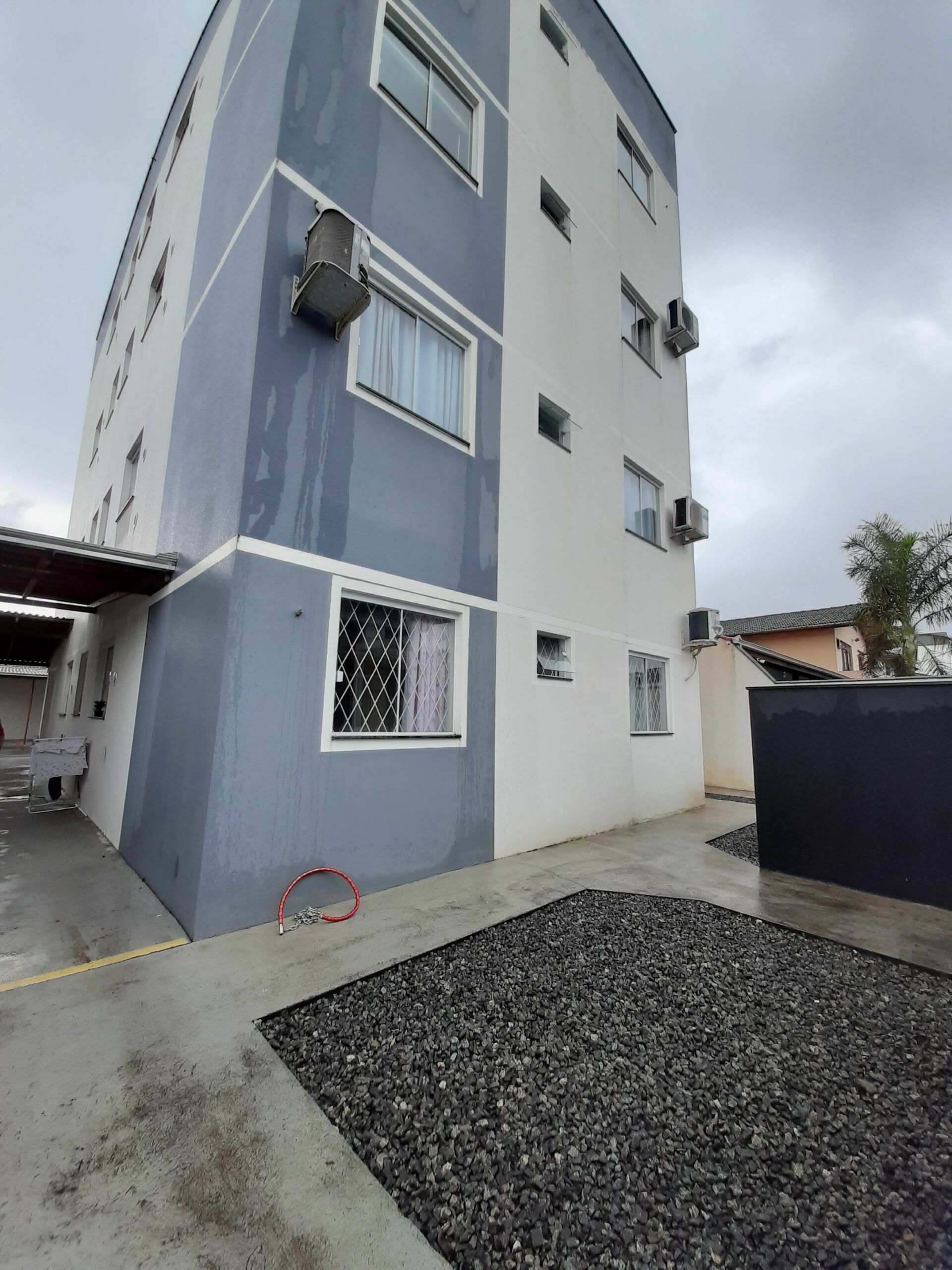 Apartamento – 2 dormitórios – Térreo – 46m² – 2 vagas – Costa e Silva