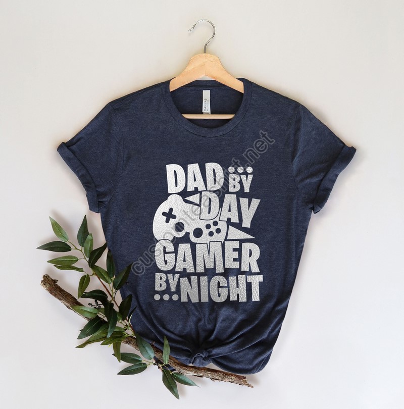 Dad By Day Gamer By Night T-shirt Dad Level Unlocked Gamer Shirt Retro Gaming Gift T Shirt Father's Day Gift Funny Daddy Gamer