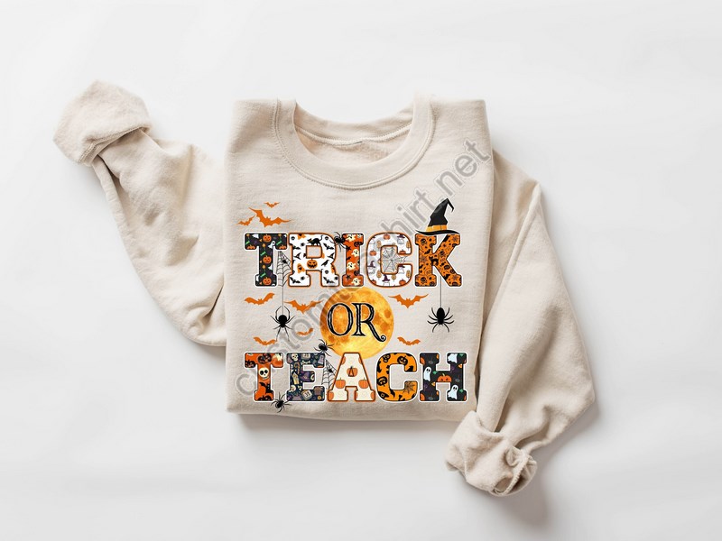 Halloween Teacher T-shirt Trick Or Teach Shirt Spooky Teacher Gift Funny Halloween Tee Fall Teacher Shirt Teacher Appreciation Gift