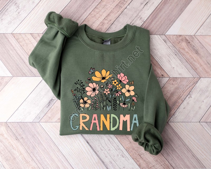 Grandma Sweatshirt With Namesgrandma Wildflowers Shirtgrandkids Names Sweatergrandma Crewneckmother's Day Grandma Gift