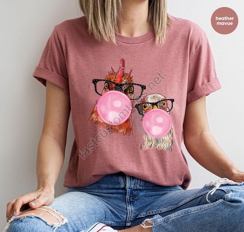 Chicken Mom T-shirt Farm Animal Graphic Tees Funny Chicken Shirt Shirt For Women Chicken Shirt Funny Vneck Shirt Farmer Outfit