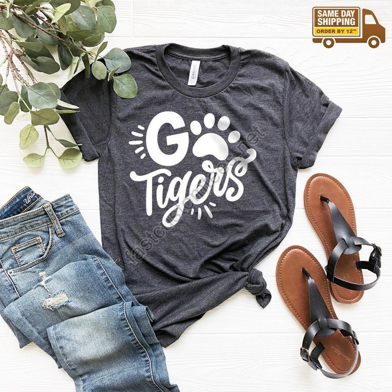 Football Go Tigers T-shirt Funny Tigers Shirt Tigers School Spirit Shirt Cheer Mom Shirt Go Tigers Shirt Tiger Graphic Tee