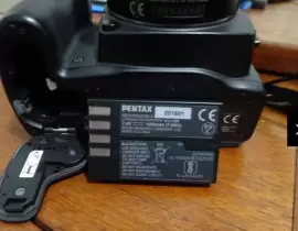 Pentax digital cameras (SLR) for sale. Includes 4 lenses, flash unit, 