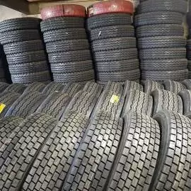 Good condition Second-hand Truck Tyres  065 511 4645