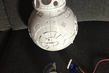 BB-8 : Motorized and Remote Controlled