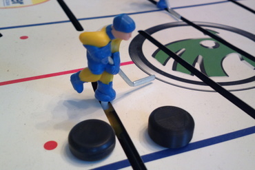 Table hockey replacement puck