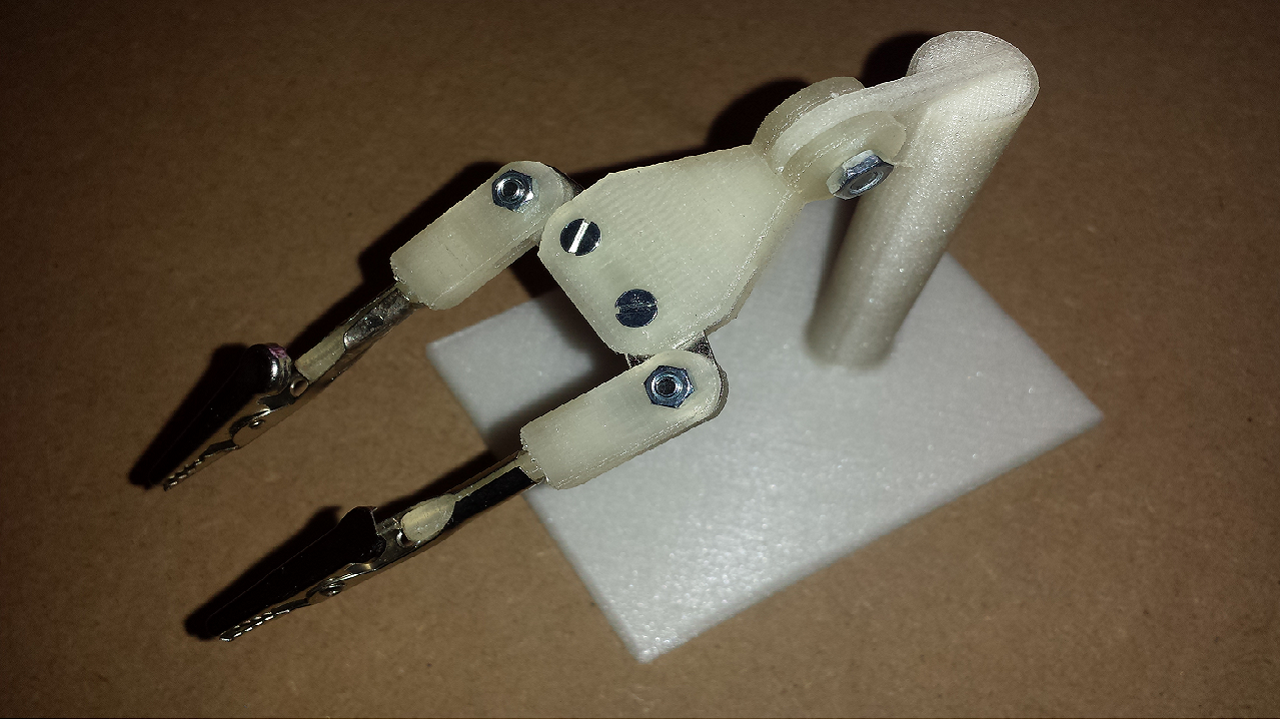 3D Printed Helping Hands for soldering electronics