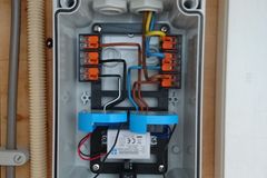 Qubino z-wave relay and dimmer box