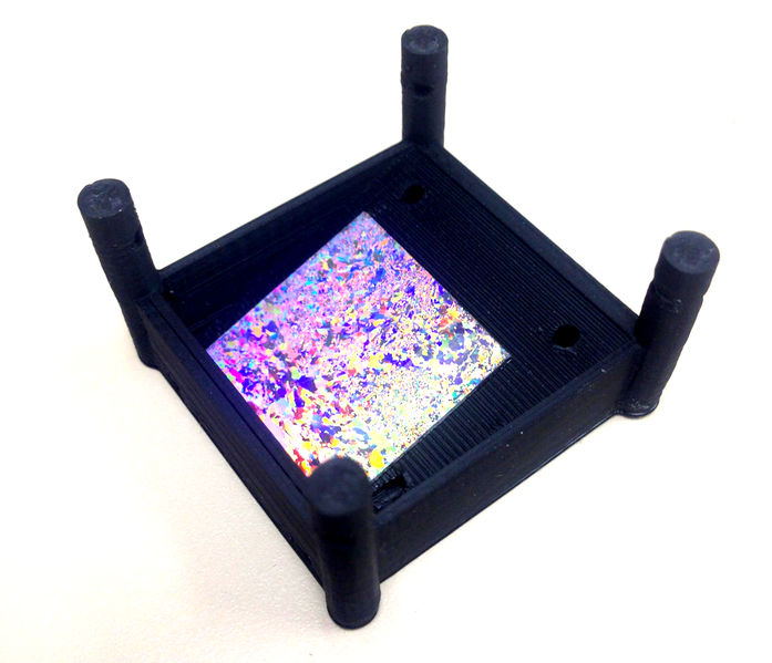 Dip holder for Nanosphere Lithography.