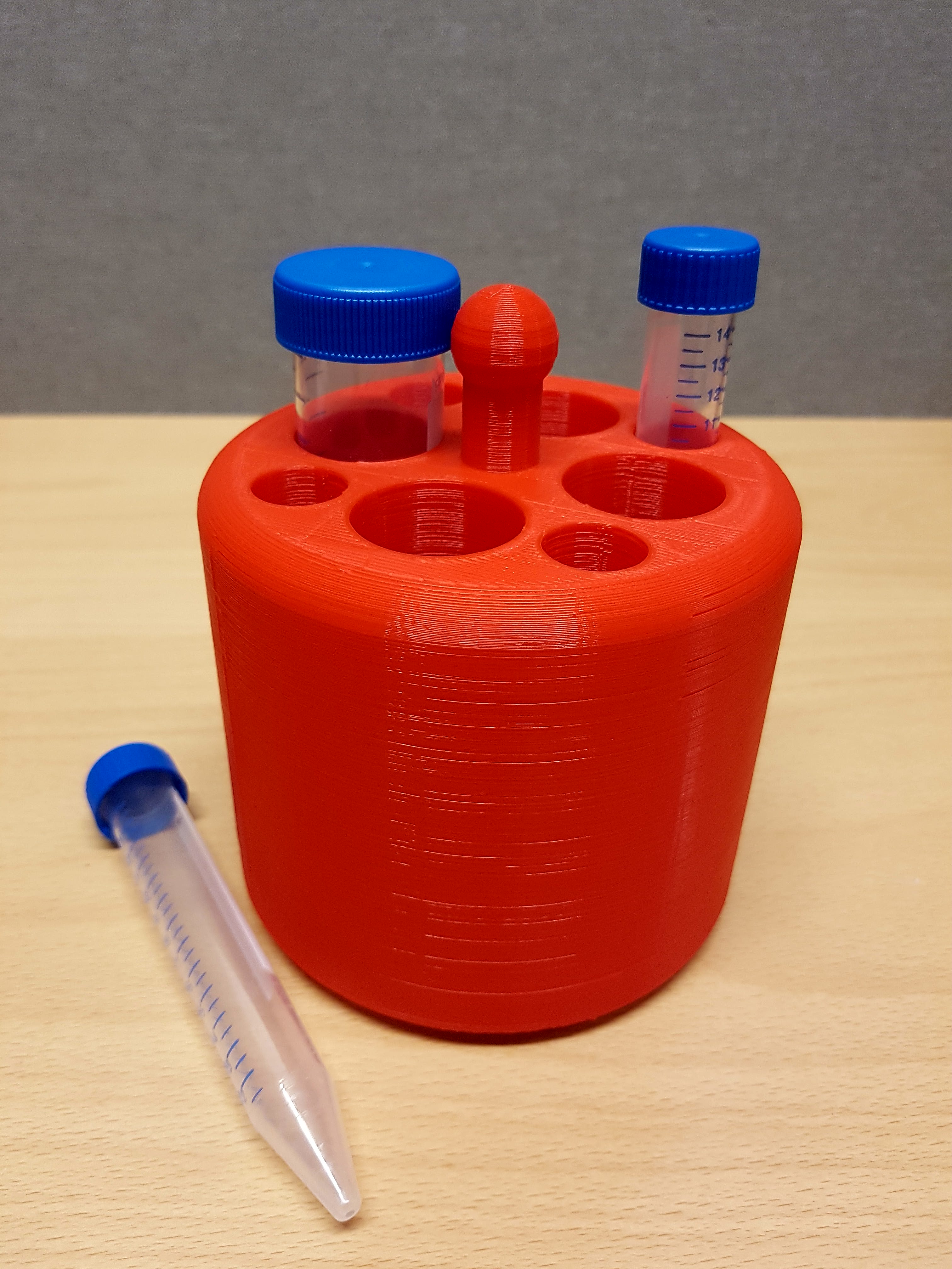 Sample holder for centrifuge