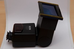 Spectral filter holder for flash gun