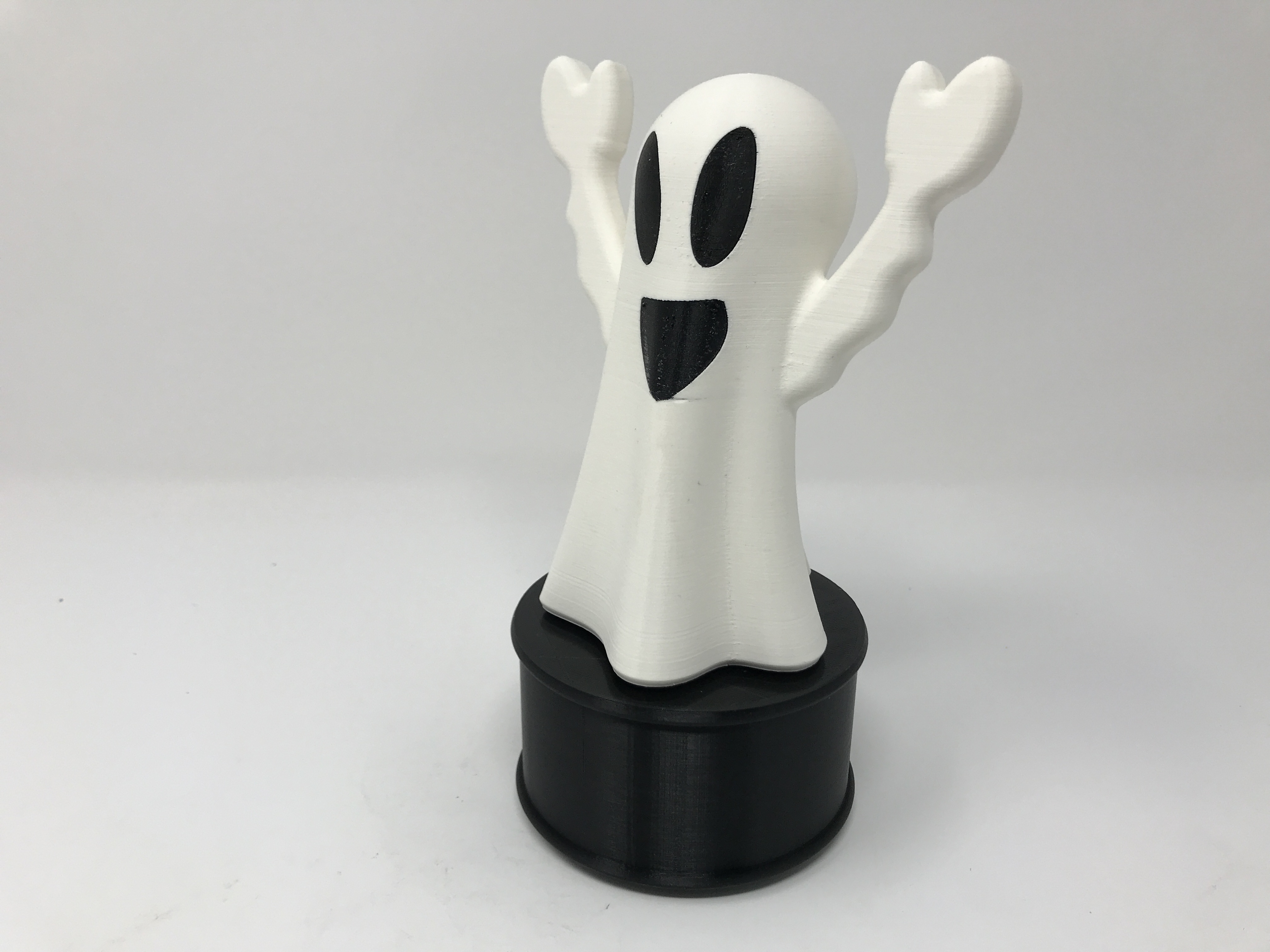 Animated & Illuminated Happy Ghost