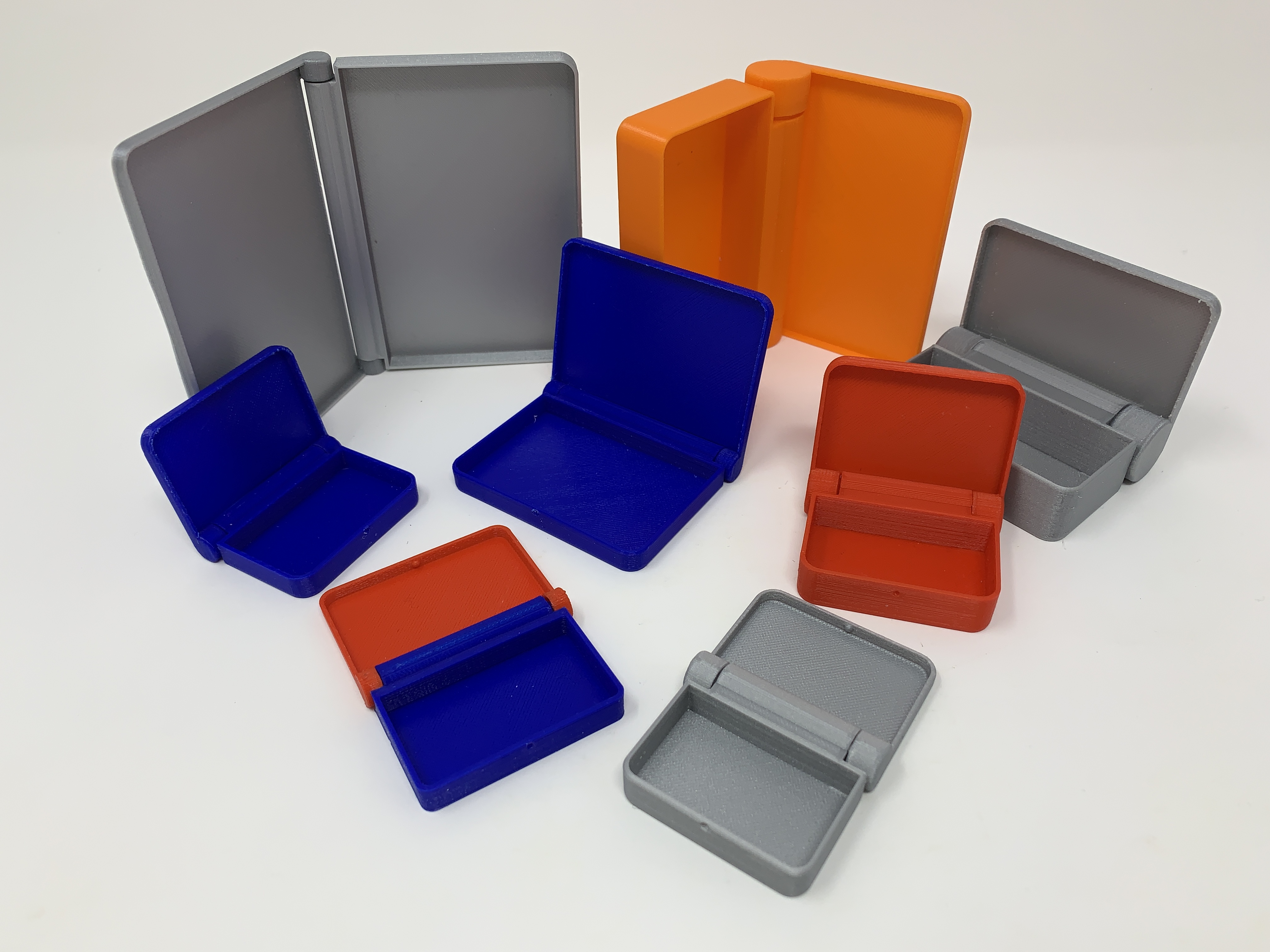 Designing a Parametric "Print in Place" Hinged Container Using Autodesk Fusion 360
