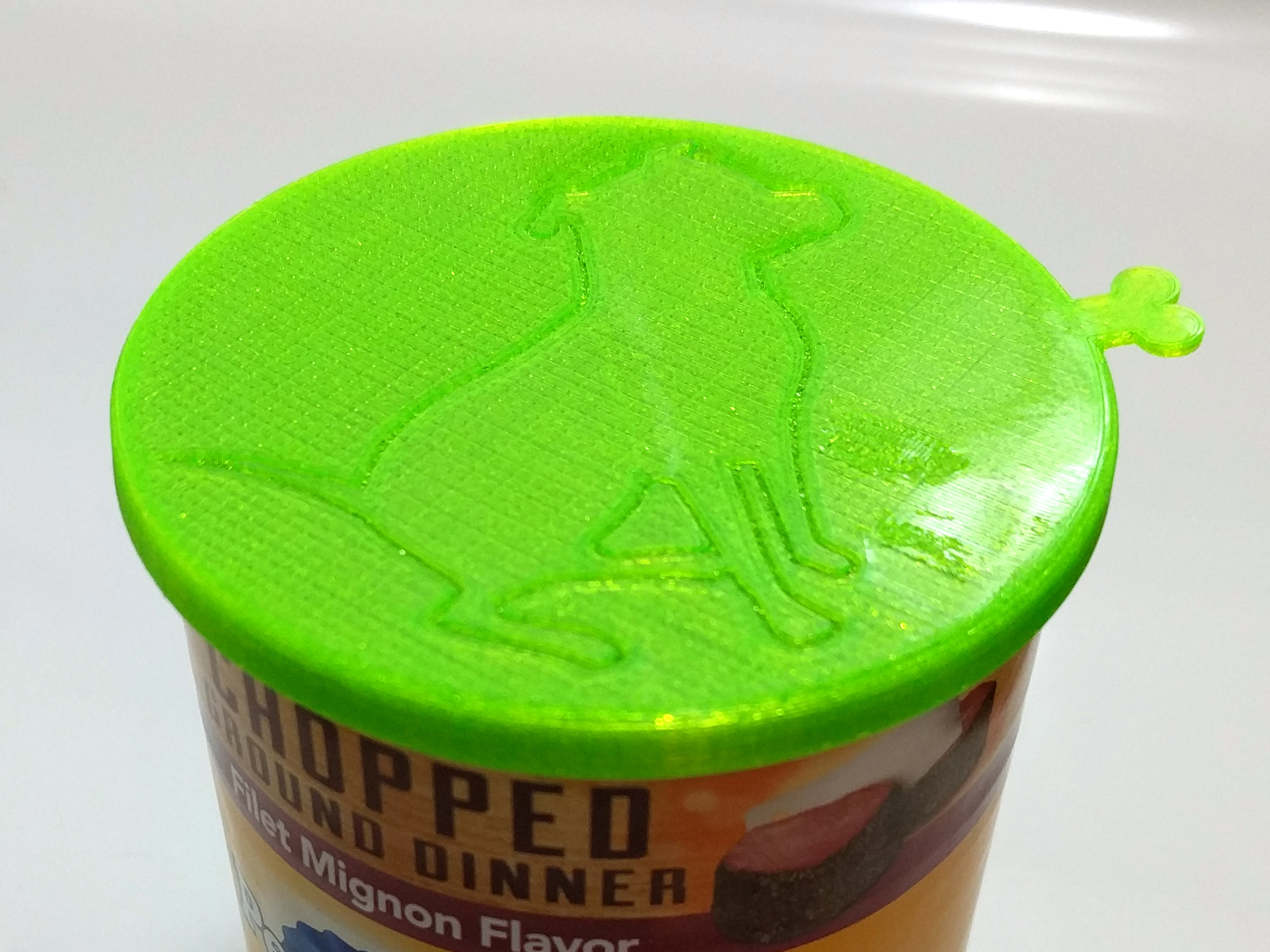 Dog food can lid