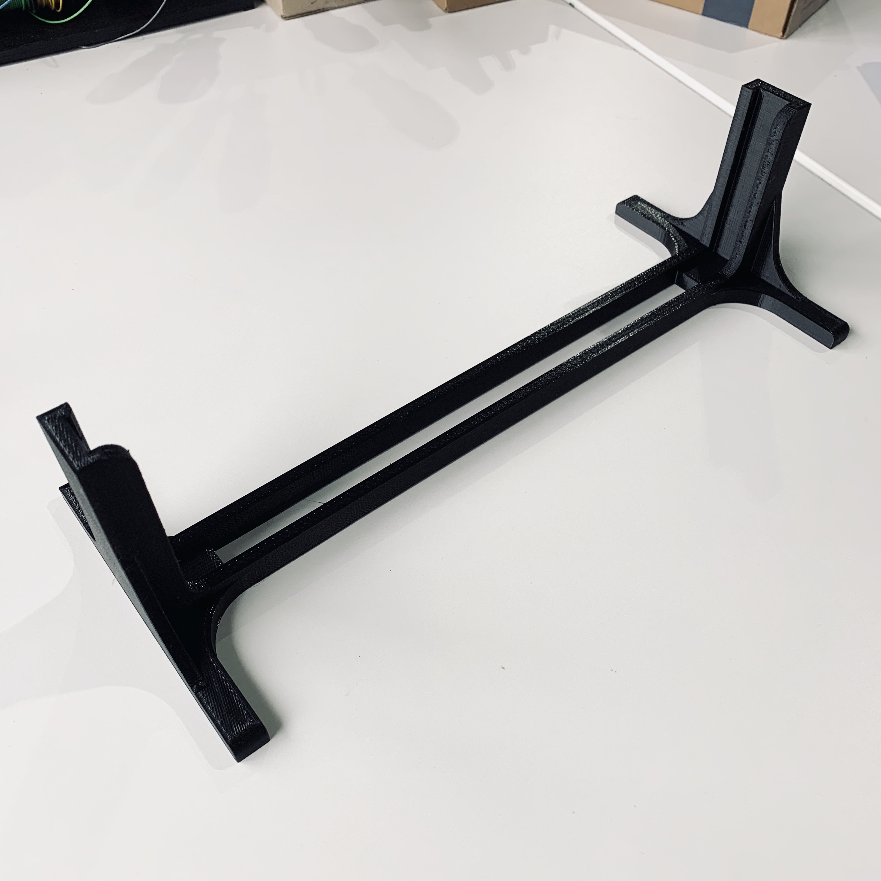 Simple vertical monitor mount / stand ( for 28" Samsung U28E59D monitor )