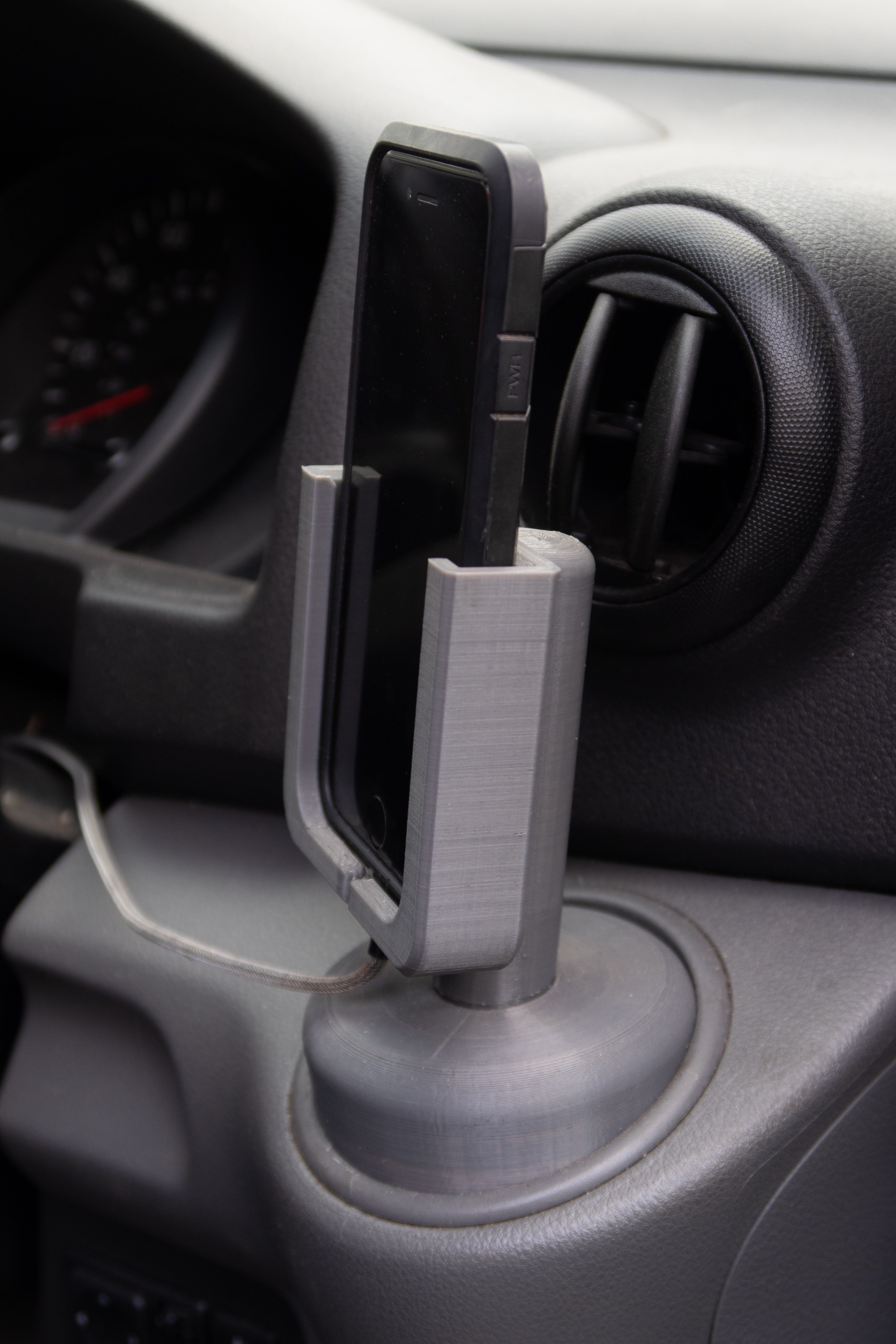 iPhone Cradle for the Nissan NV200