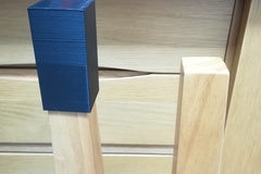 4cm feet extender for Nitori slim desk ニトリの天然木スリムデスクの脚にはめると4cm高くできます