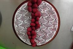Food printing: japanese waves pattern for meringue pie