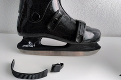 Ice skate buckle strap