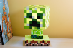 Minecraft Creeper lamp