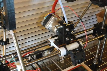 MakerGear Simplified Extruder Block with Quick Release and Rear Motor Mount