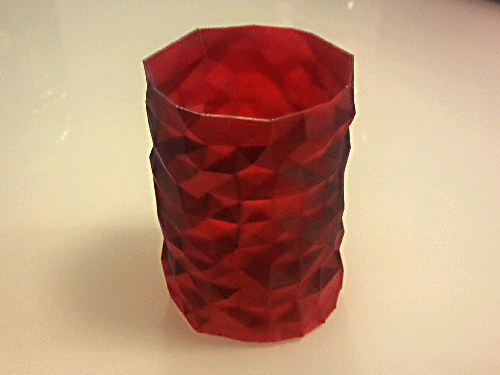 Roundom Vase