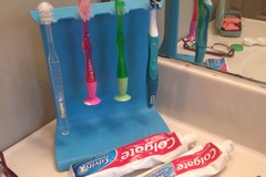 Toothbrush Holder 4 Person