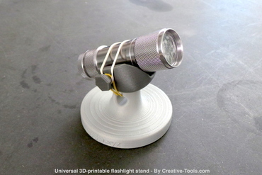 Universal 3D-printable flashlight stand