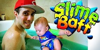 Slime-Baff-Dad-and-Baby-Boy-Get-Slimed-in-Bath