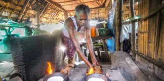 Coconut-Shell-Jet-Flame-INDIAN-JUNGLE-FOOD-in-Kozhikode-Kerala-India